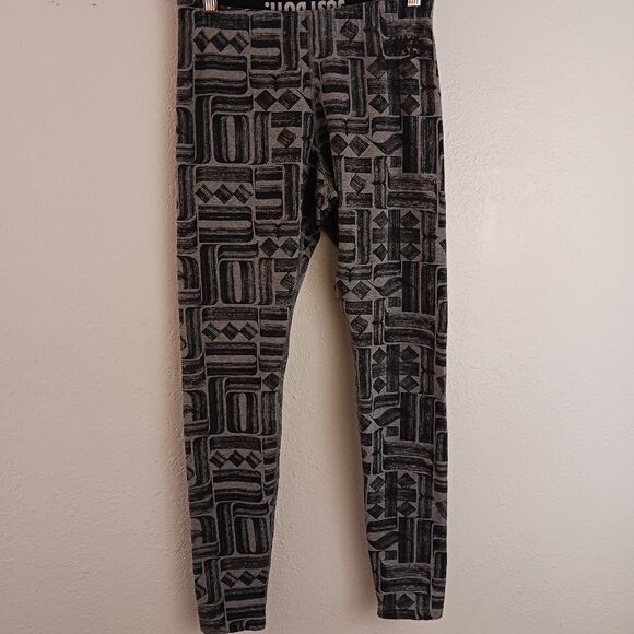 Nike printed Grey black leggings size M - Picture 1 of 8